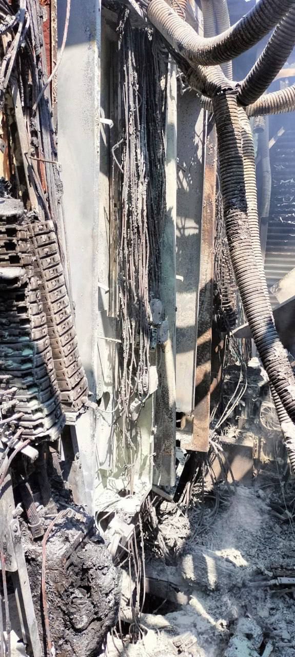 Burned wiring inside the container